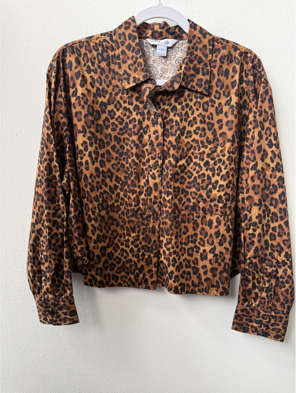Old Navy Cropped Leopard Print Button Shirt 100% Cotton L Petite